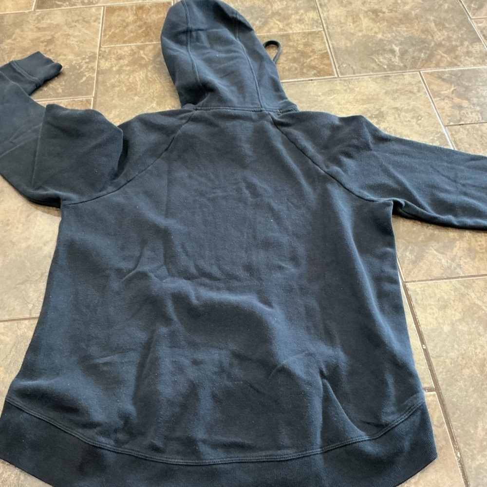 💰Make an offer, bundle and save💰 Under Armour Black/Charcoal Hoodie - Picture 4 of 4